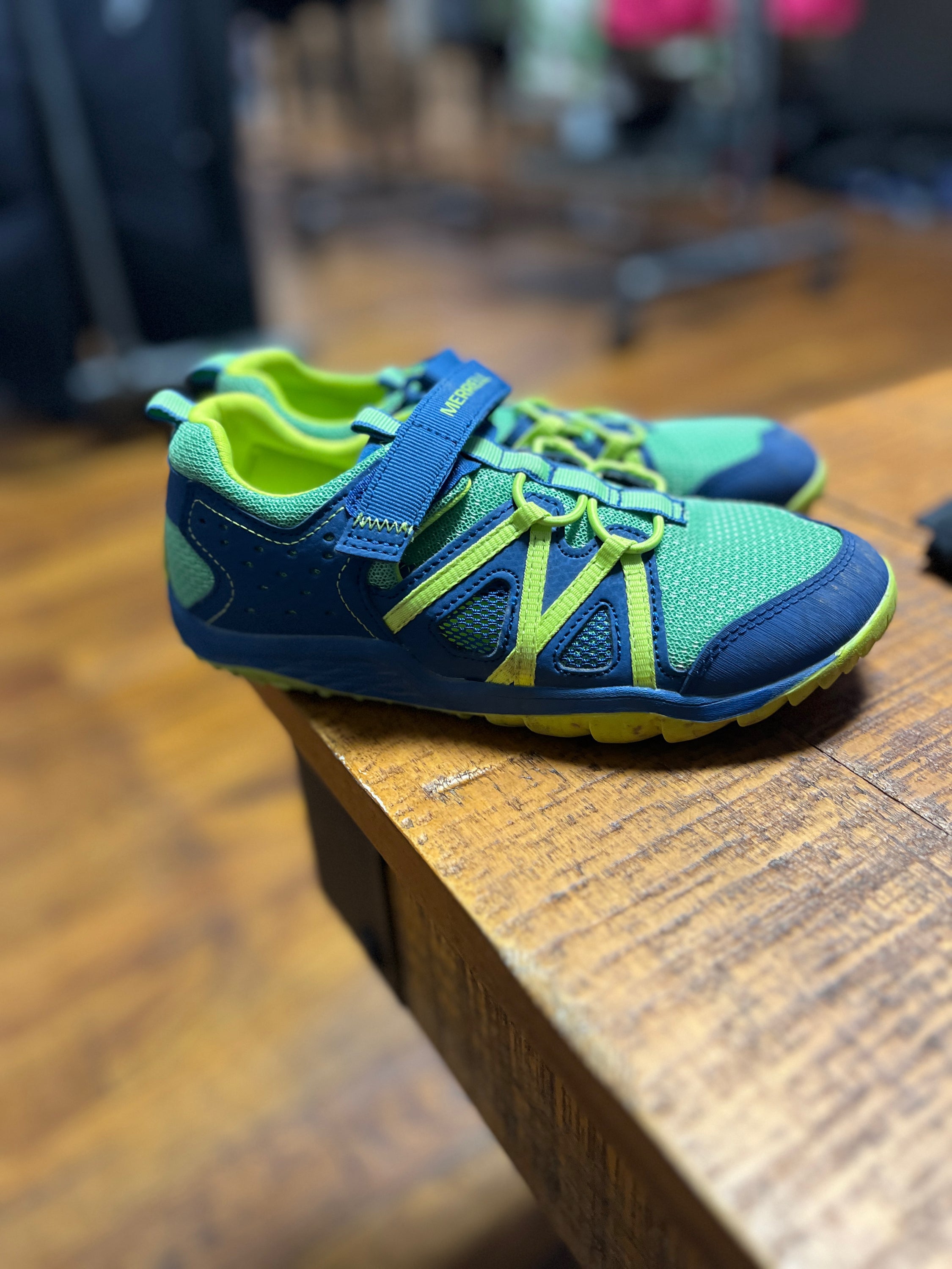Merrell flux glove shop